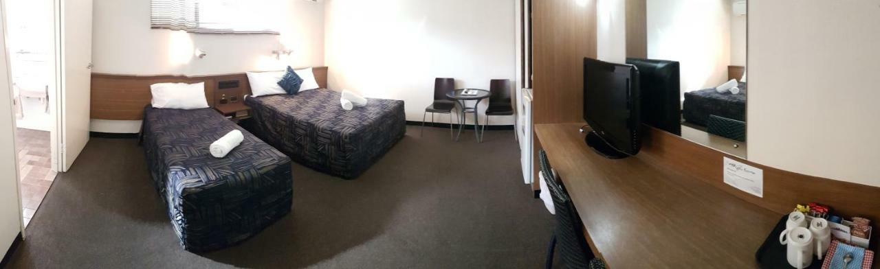 Miners Lodge Motor Inn Mackay Exterior photo